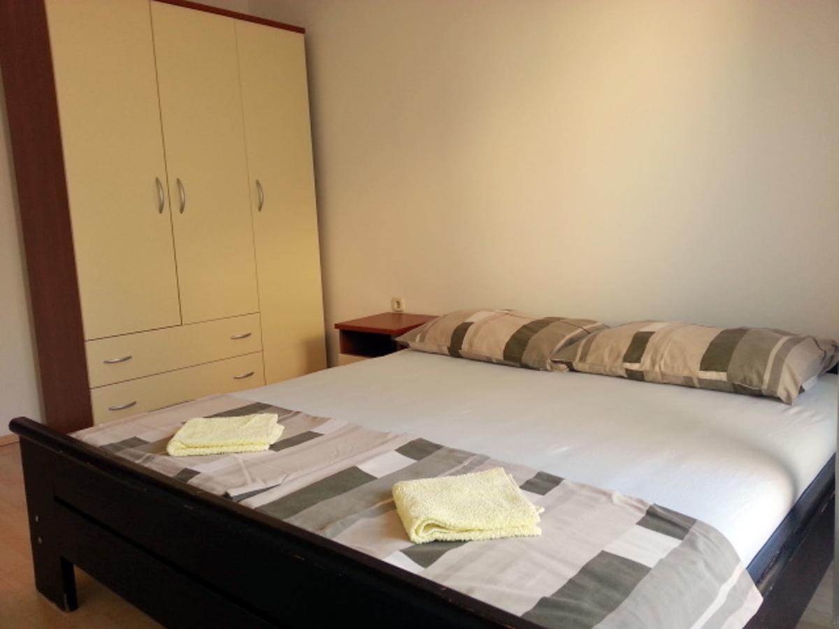 Apartments Mislav ノヴァリャ エクステリア 写真