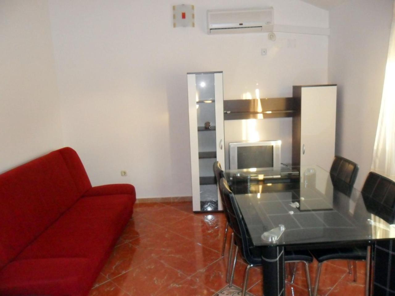 Apartments Mislav ノヴァリャ エクステリア 写真